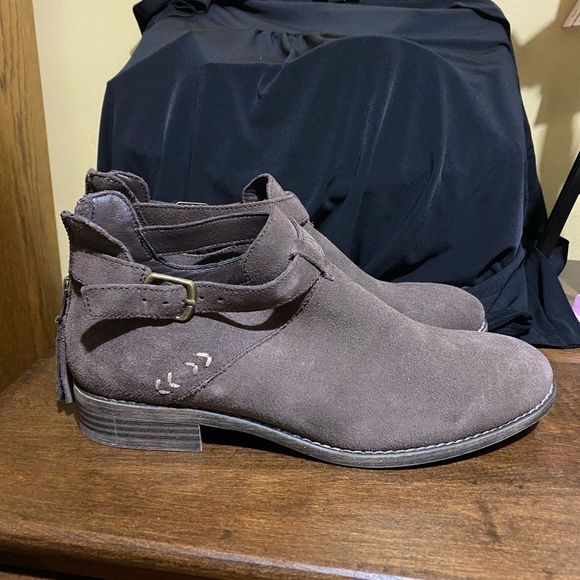 Skechers Sepia Womens Ankle Boots Sz 1 